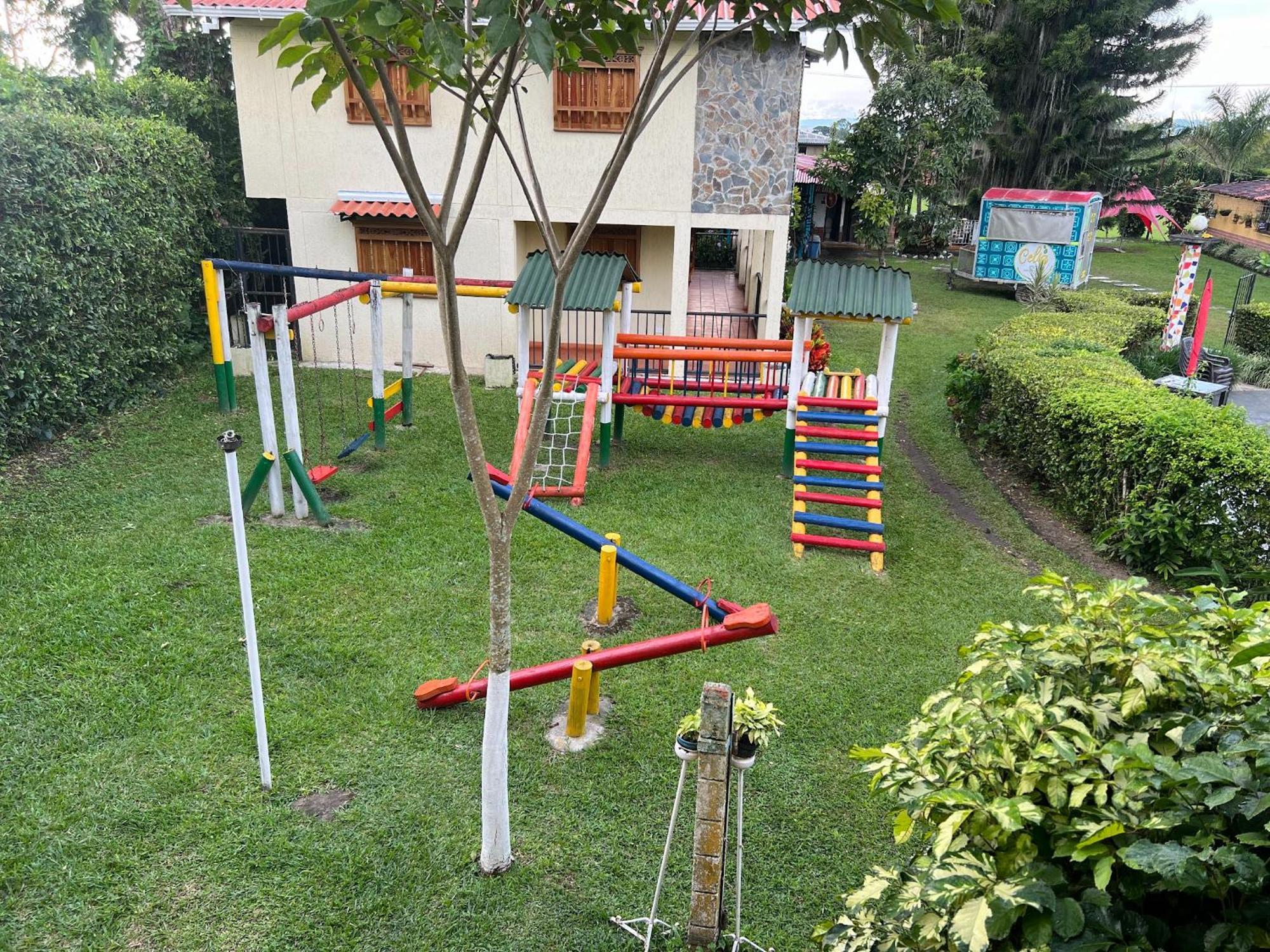 Villa Alejandra Del Quindio Calarca Exterior photo
